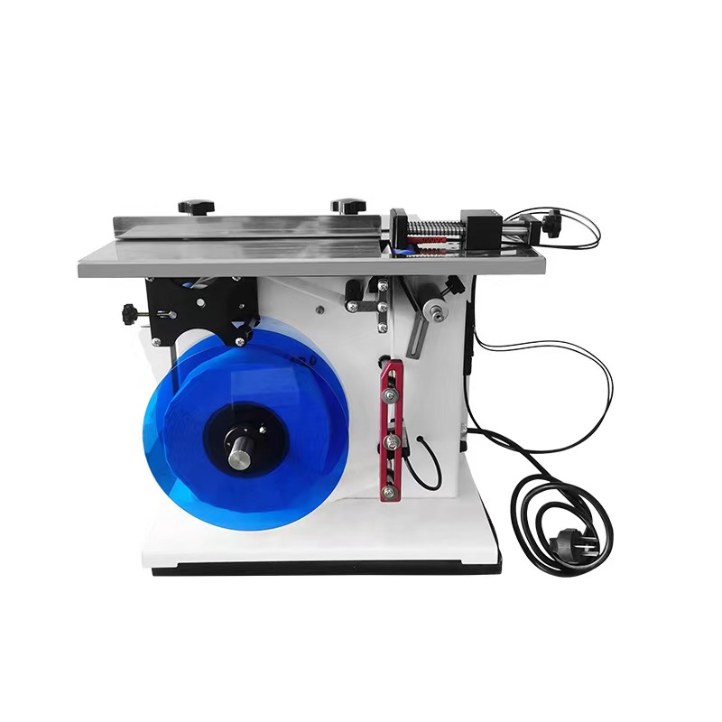 半自动折角封口贴标机